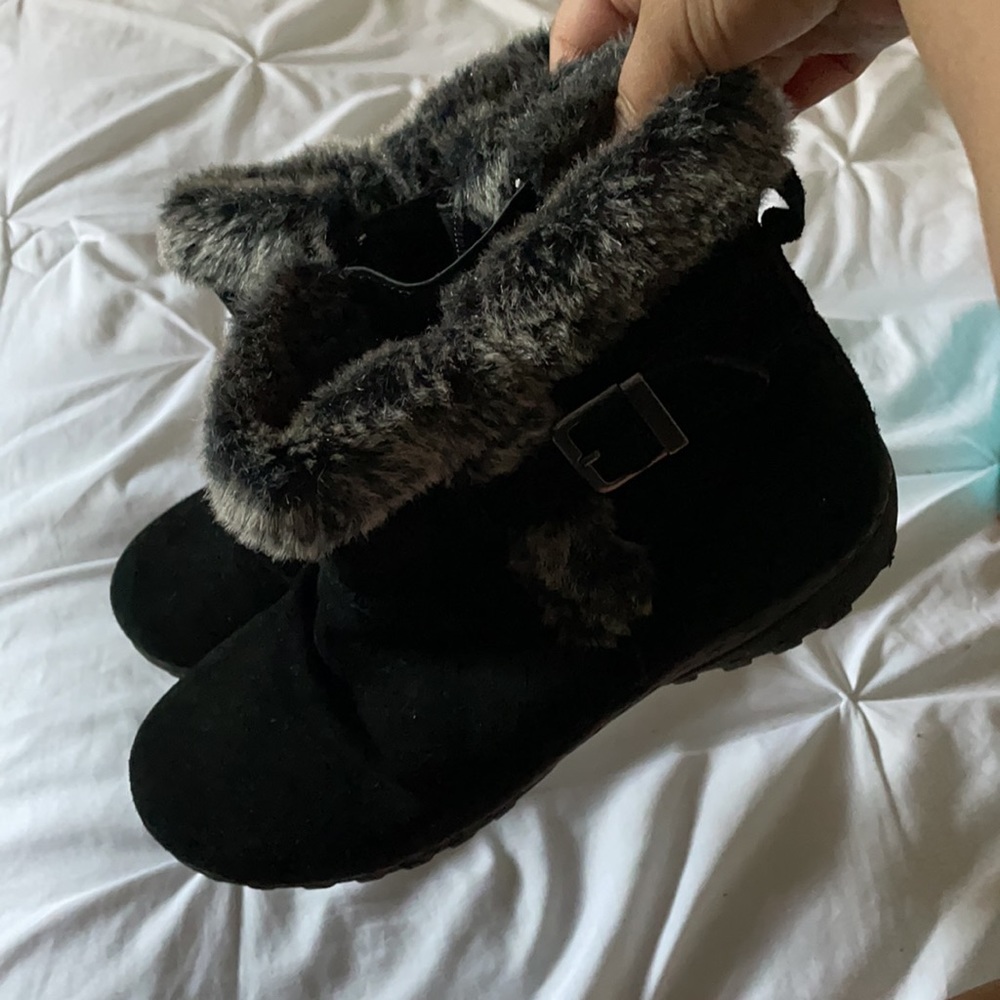 BOOTS - Picture 4 of 5